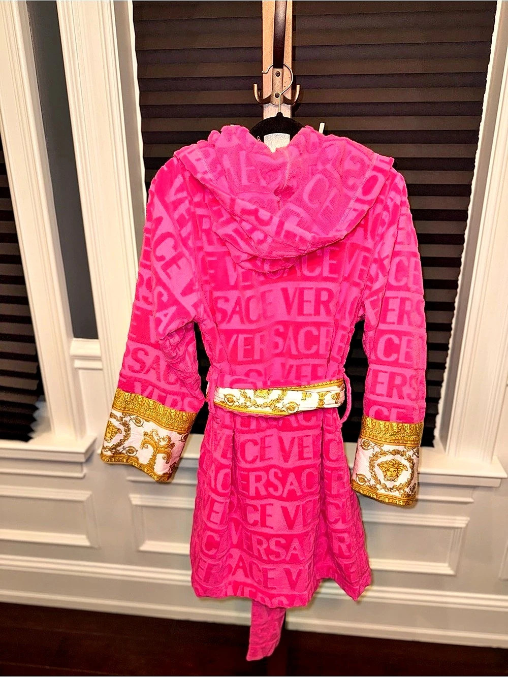 Versace I Love Baroque Short Hoodie Bathrobe Pink - Picture 4 of 4
